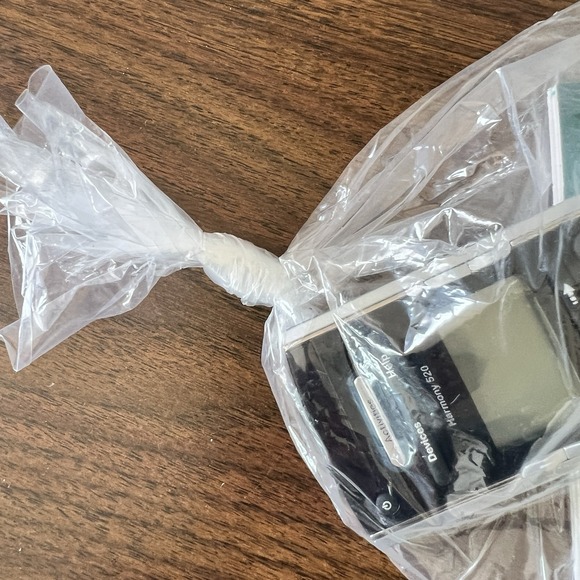 New Logitech Harmony 520 Advanced Universal TV Remote Control 12 Devices LCD NOS - Picture 3 of 4